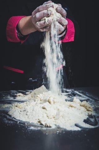 Flour face pack