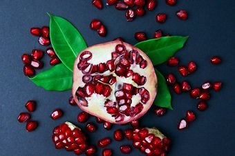 Pomegranate juice Regulates Blood Sugar Levels